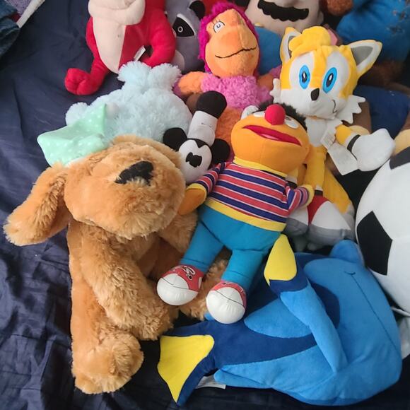 Random lot of plushes modern. Lot 15 - Picture 3 of 8